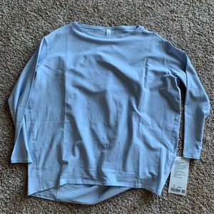 Lululemon LA Back in Action, size 6